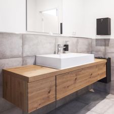 Gewerbliche Sanitäranlagen